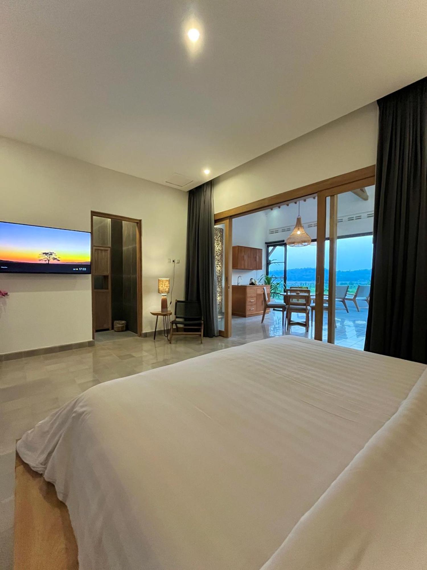 Boutique Villa Jogja Senang ยอกยาการ์ตา ภายนอก รูปภาพ